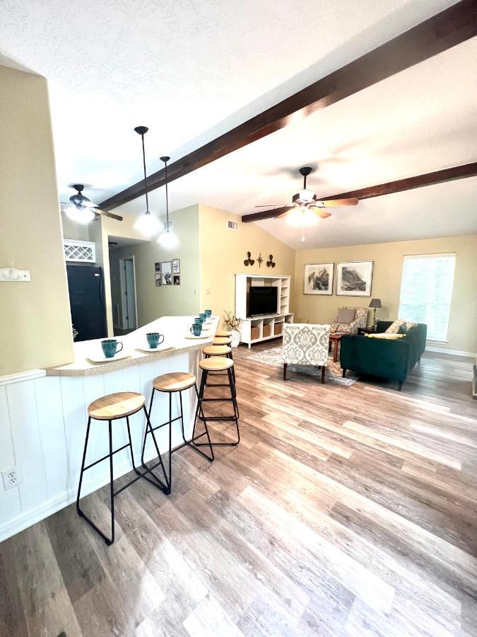 2 Bdrm Treehouse Hideout- Lake Conroe With Boat Ramp Montgomery Exterior foto